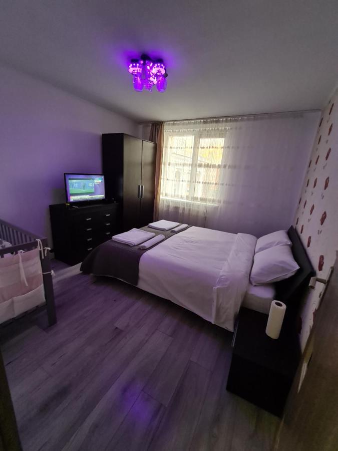 Apartament Ultra Central 1 Apartman Vajdahunyad Kültér fotó