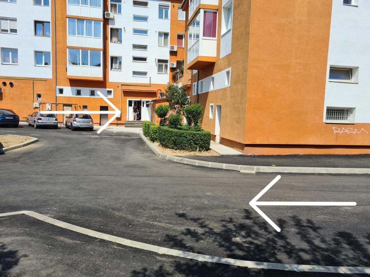 Apartament Ultra Central 1 Apartman Vajdahunyad Kültér fotó